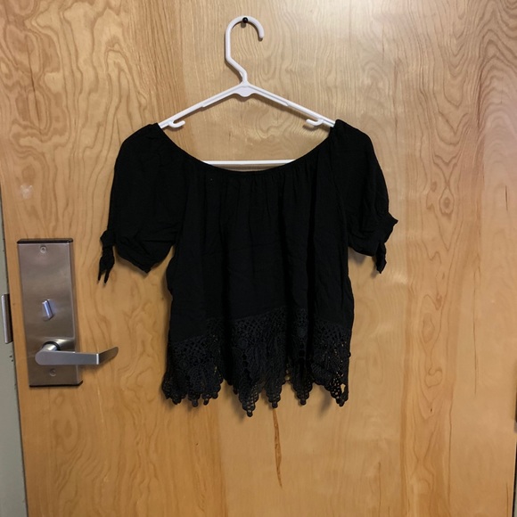 Crop top - Picture 3 of 7